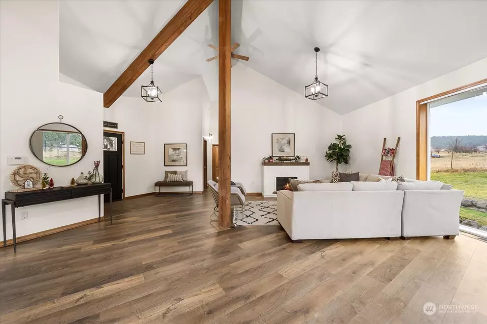  14212 E Meadows Rd, Mica, WA 99023 photo 7