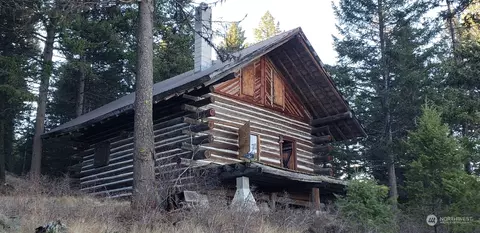 185 Slippery Hhill Rd, Republic, WA 99166