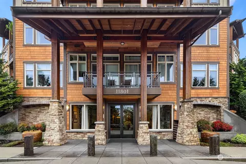 11801 Harbour Pointe Blvd #408, Mukilteo, WA 98275