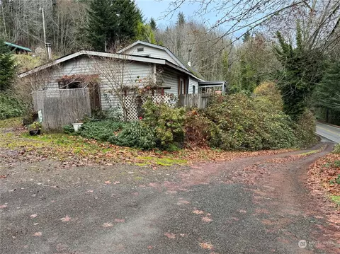 101 Pollock Dr, Brinnon, WA 98320