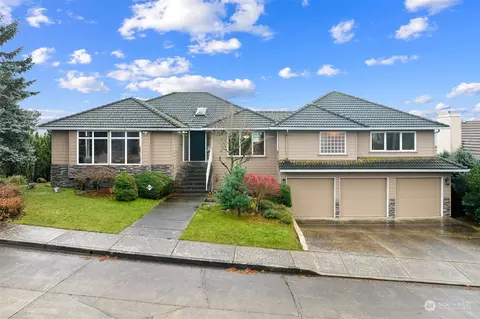 2926 NW 11th Ave, Camas, WA 98607