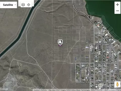 227 NW 13th St, Soap Lake, WA 98851