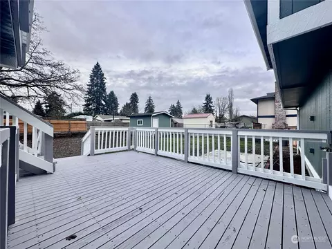 215 176th St E, Spanaway, WA 98387 photo 10