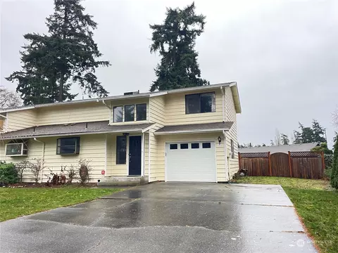 1228 NW Lanyard Loop #1, Oak Harbor, WA 98277