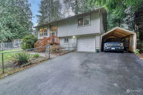 22285 Woodward Way NW, Poulsbo, WA 98370