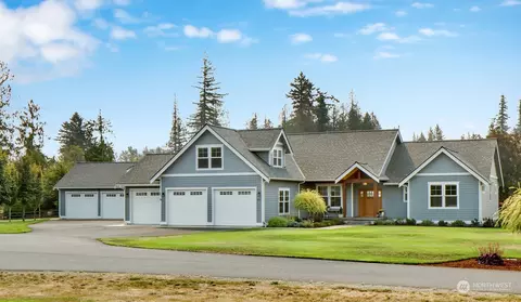 569 Meeker Ln, Lynden, WA 98264