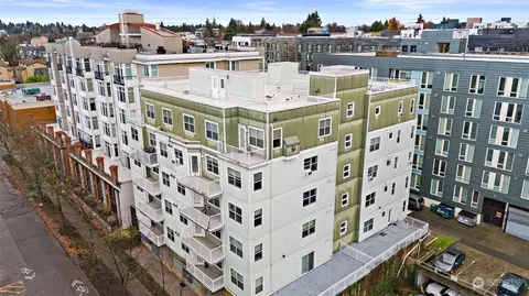 4722 12th Ave NE #402, Seattle, WA 98105