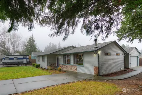 10521 Rosewood Ave, Everett, WA 98204