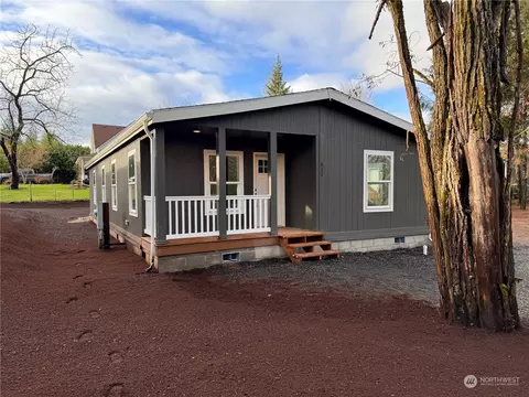 411 Shannon Lewis Ln, Winlock, WA 98596