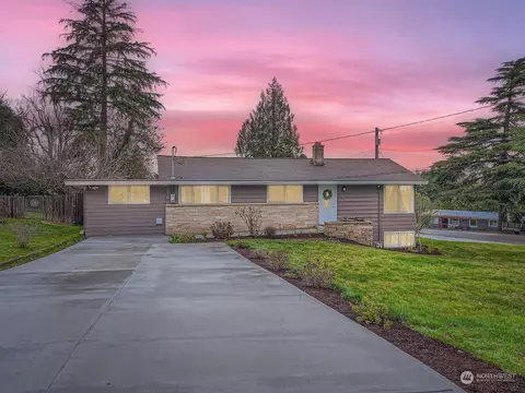 3634 S 241st St, Kent, WA 98032
