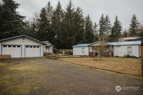 213 Elk Corner Rd, Forks, WA 98331