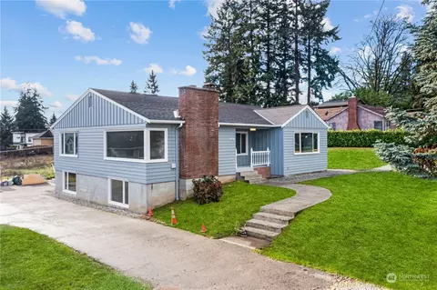 4465 S 168th St, Seatac, WA 98188
