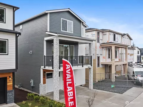 14812 40th Ave W #3, Lynnwood, WA 98087