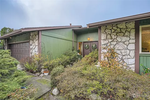 903 Rowell St, Steilacoom, WA 98388