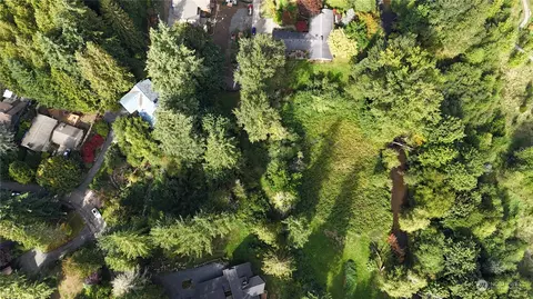 1560 Sycamore Dr SE, Issaquah, WA 98027