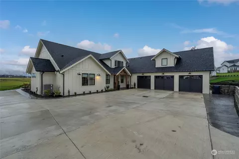 1741 Farmview Ter, Lynden, WA 98264