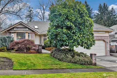 2142 13th St SW, Puyallup, WA 98371