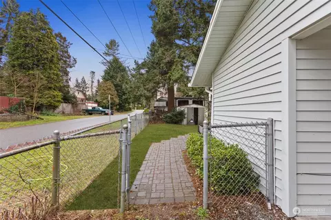 2124 Jackson Ave, Everett, WA 98203 photo 23