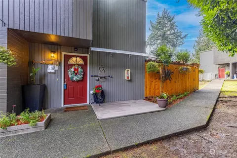 13055 SW Pacific Hwy #A, Lakewood, WA 98499