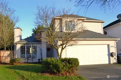 1900 SW 358th Ct, Federal Way, WA 98023