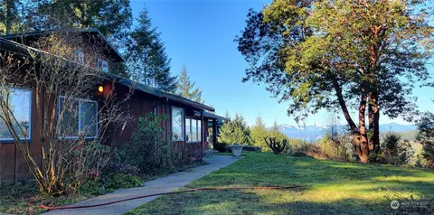 550 NE Southridge Dr, Belfair, WA 98528