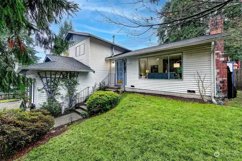 20106 9th Ave SE, Bothell, WA 98012