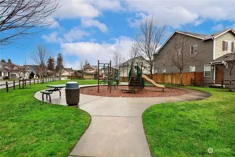 2111 186th Street Ct E, Spanaway, WA 98387 photo 34
