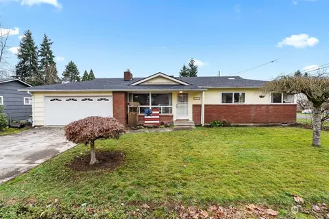1019 W 4th St, Centralia, WA 98531