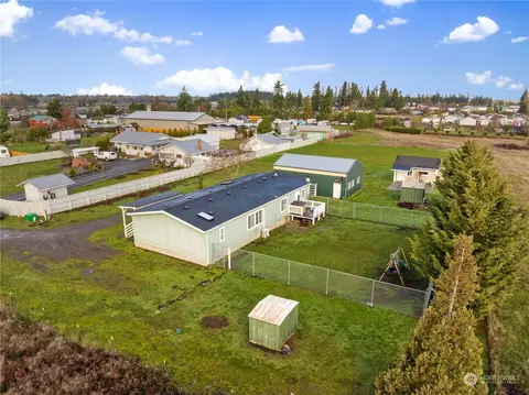 208 Carlsborg Rd, Sequim, WA 98382