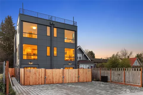932 27th Ave #C, Seattle, WA 98122