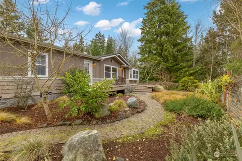 393 Sentinel Firs Rd, Port Hadlock, WA 98339