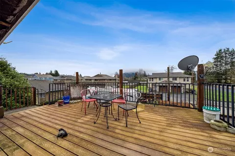 757 Blake St, Enumclaw, WA 98022 photo 14