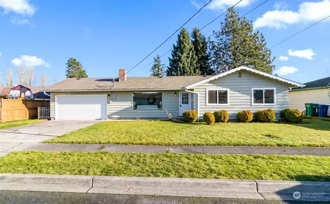 908 S 19th St, Mount Vernon, WA 98274
