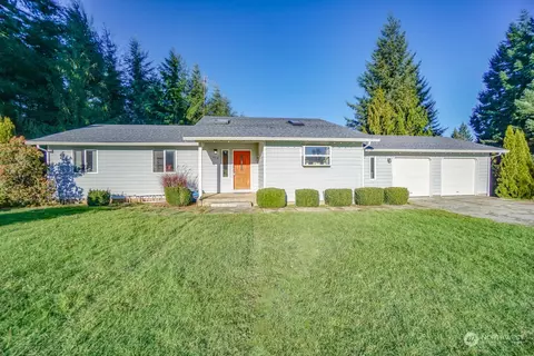 4818 NW Littlefield Dr, La Center, WA 98629