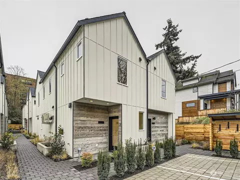 10346 Wallingford Ave N #B, Seattle, WA 98133