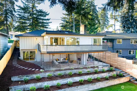 16534 Ashworth Ave N, Shoreline, WA 98133