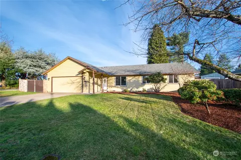 805 NE 117th Ave, Vancouver, WA 98684