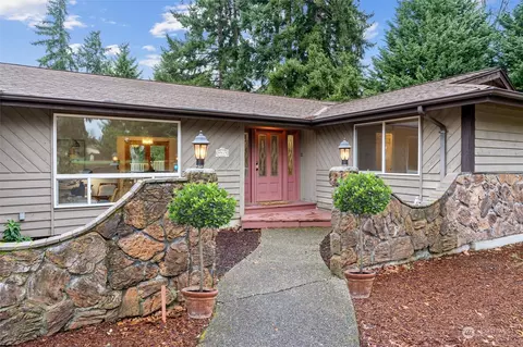 9919 149th St E, Puyallup, WA 98375