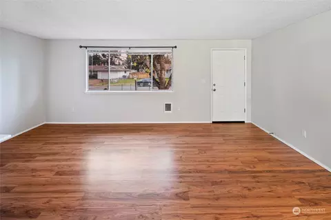 22201 44th Ave E, Spanaway, WA 98387 photo 5