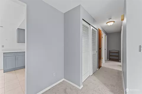 22302 W 2nd Ave, Bothell, WA 98021 photo 10