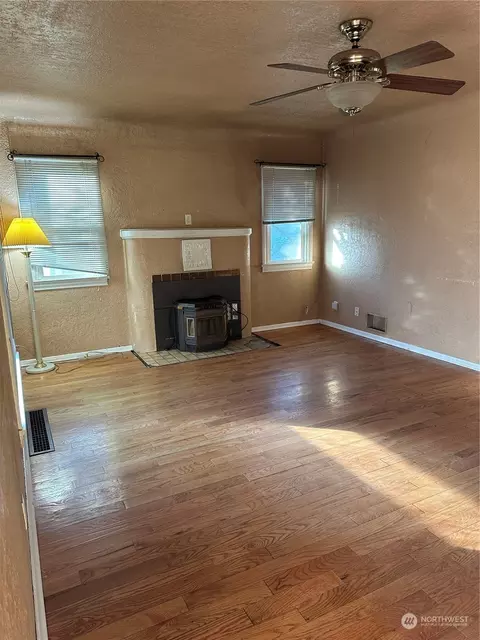 521 Juniper St, Walla Walla, WA 99362 photo 3