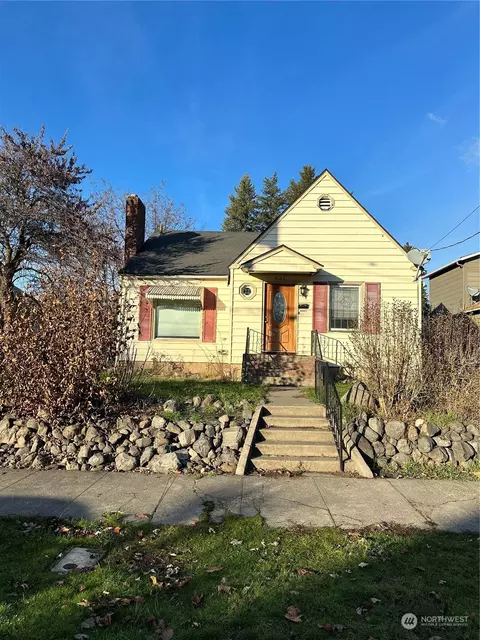 521 Juniper St, Walla Walla, WA 99362