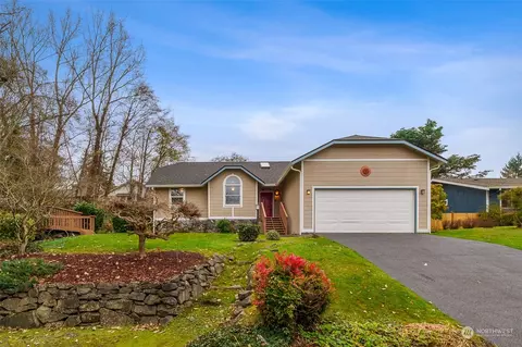 8412 S 17th St, Tacoma, WA 98465