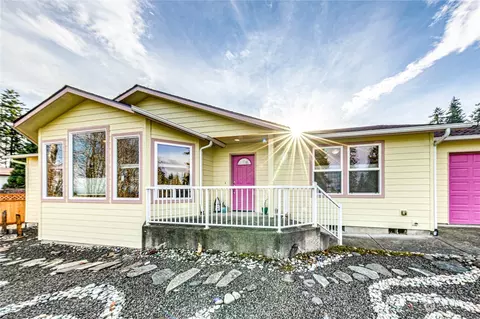 3007 S Laurel St, Port Angeles, WA 98362