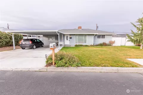 239 F St NE, Ephrata, WA 98823