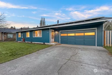 24 Kinkaid Dr, Coupeville, WA 98239