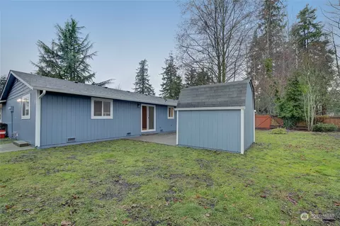 Exterior - 8813 9th Pl W, Everett, WA 98204 photo 9 of 9