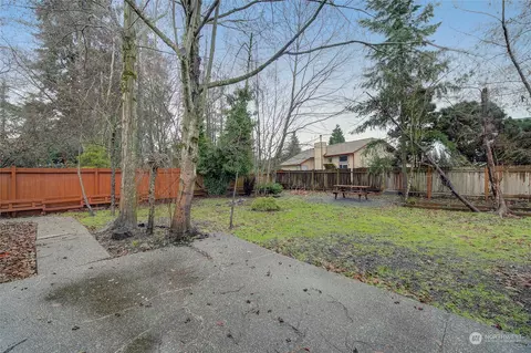 Exterior - 8813 9th Pl W, Everett, WA 98204 photo 5 of 9
