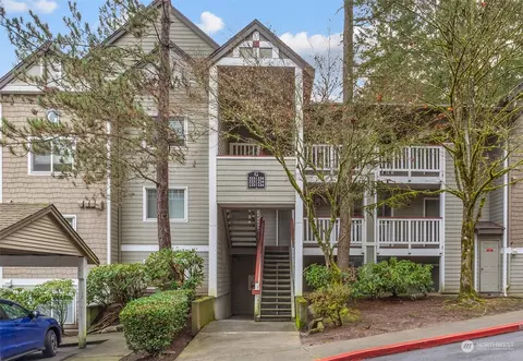 18501 SE Newport Way #G-133, Issaquah, WA 98027