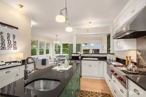 903 16th Ave E, Seattle, WA 98112 photo 15